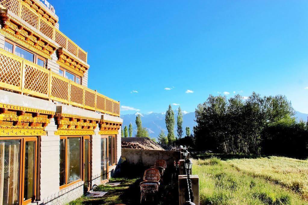 מלון לה Himalayan Residency Ladakh מראה חיצוני תמונה