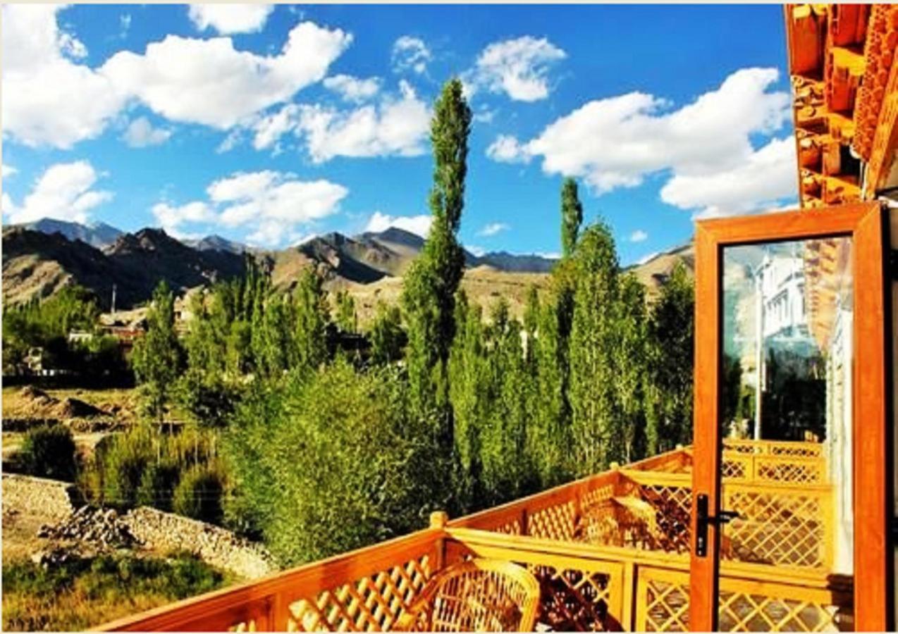 מלון לה Himalayan Residency Ladakh מראה חיצוני תמונה