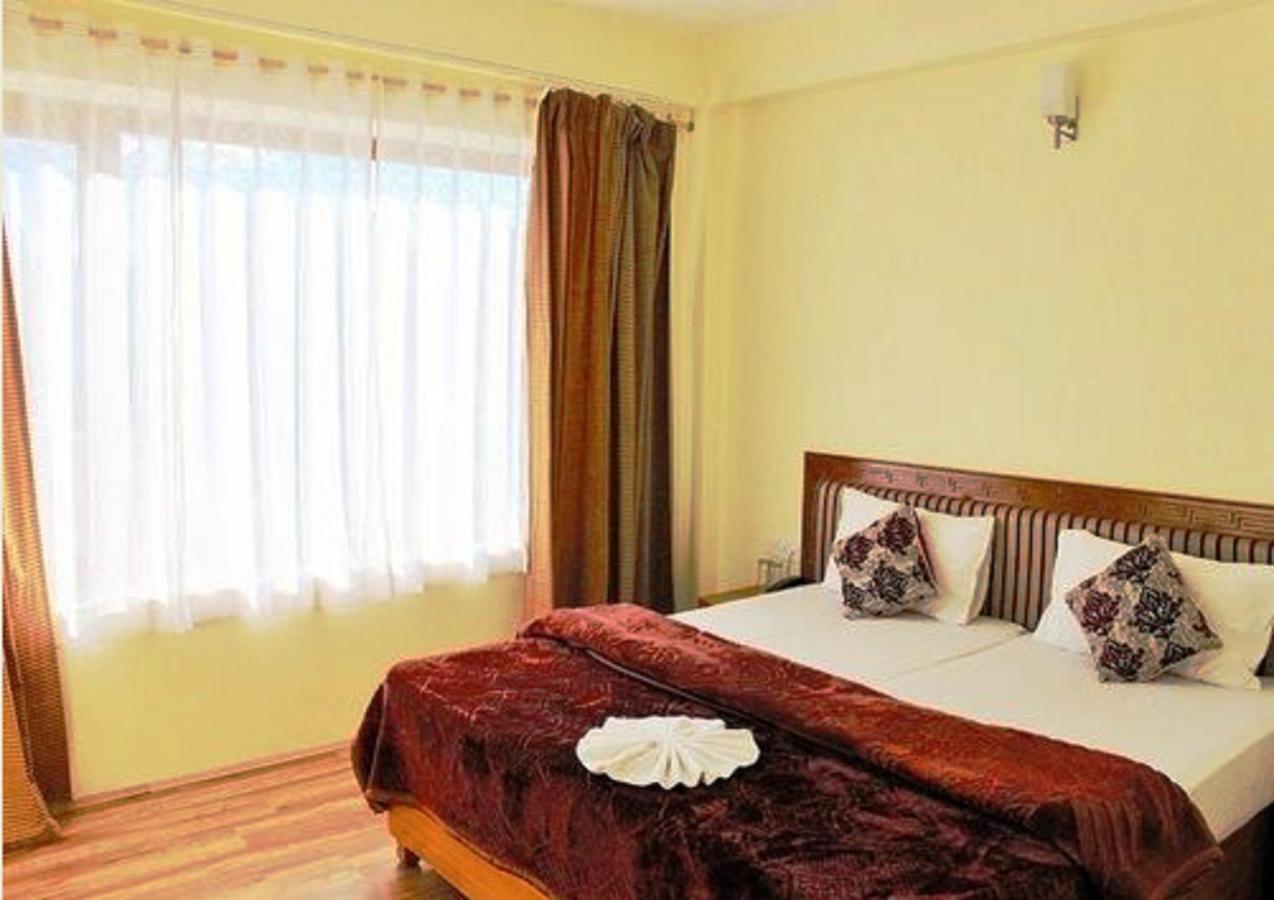 מלון לה Himalayan Residency Ladakh מראה חיצוני תמונה